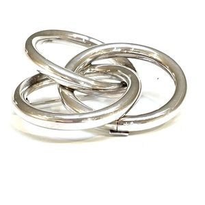 Vintage 925 Silver Mexico  Brooch Featuring Three Entwined Rings